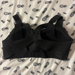 Sport bra like new